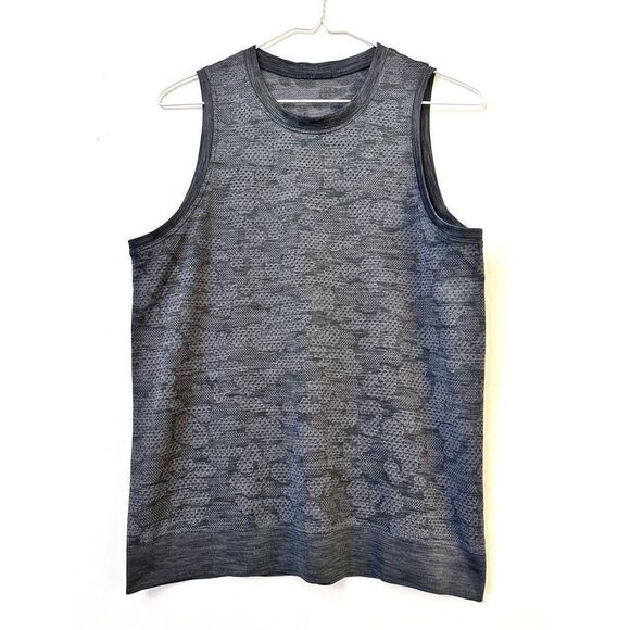 lululemon athletica Tops - Lululemon Athletica Camo Breeze Sleeveless Polar Spots Muscle Tank Titanium Blac